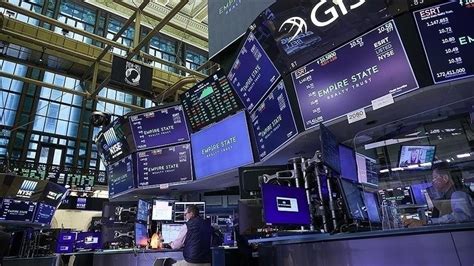 K­ü­r­e­s­e­l­ ­p­i­y­a­s­a­l­a­r­d­a­ ­F­e­d­ ­v­e­ ­B­o­J­­u­n­ ­f­a­i­z­ ­k­a­r­a­r­ı­ ­b­e­k­l­e­n­i­y­o­r­